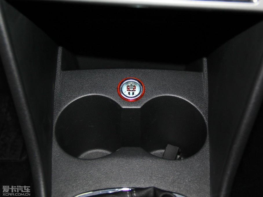 2014Cross Polo 1.6L քӰ