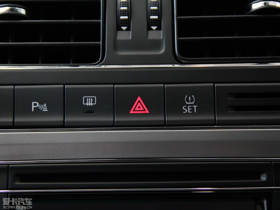 2014Cross Polo 1.6L քӰ