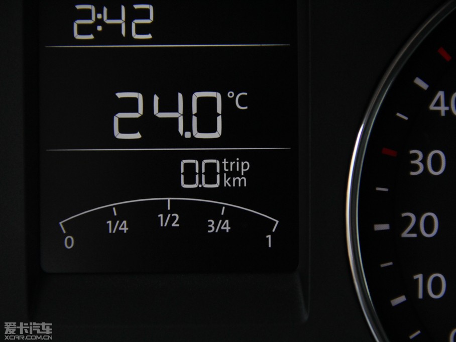 2014Cross Polo 1.6L քӰ