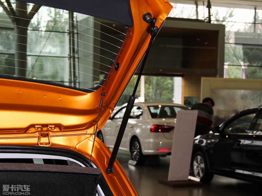 2014Cross Polo 1.6L ԄӰ