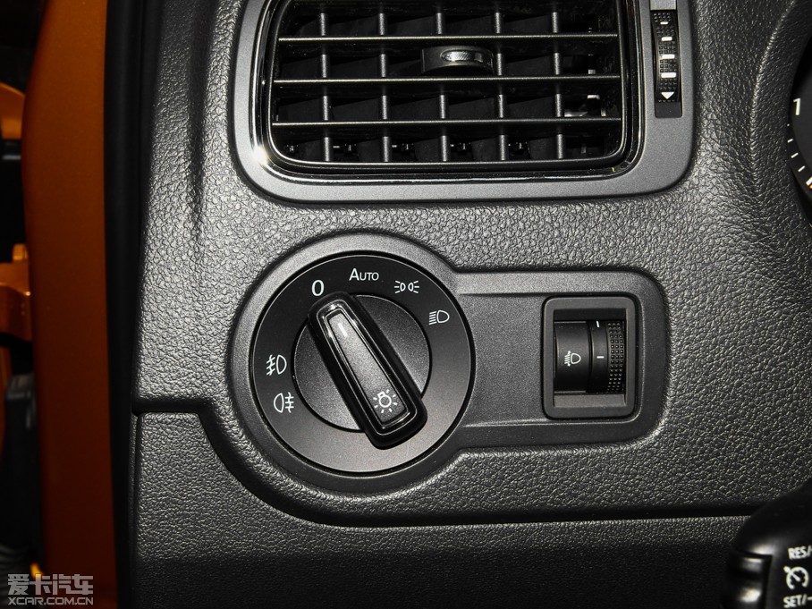 2014Cross Polo 1.6L ԄӰ