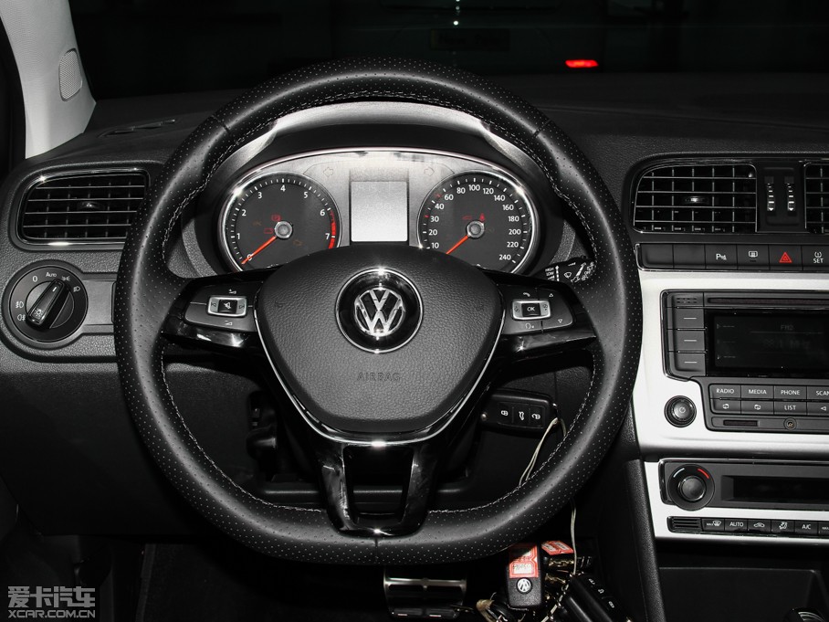 2014Cross Polo 1.6L ԄӰ