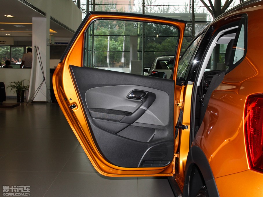 2014Cross Polo 1.6L ԄӰ