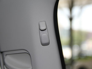 2014款1.6L 手动版 空间座椅