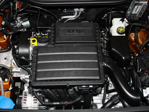 2014款1.6L 自动版 其它