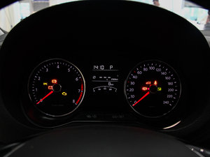 2014款1.6L 自动版 仪表