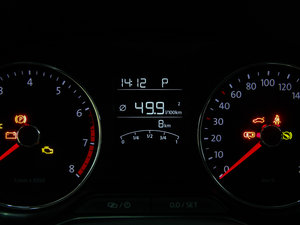 2014款1.6L 自动版 中控区
