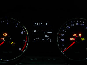 2014款1.6L 自动版 中控区