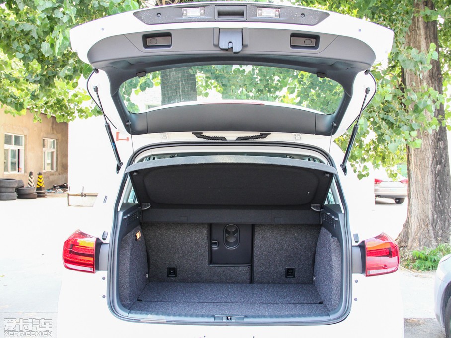 2015;^ 1.8TSI ԄӃm