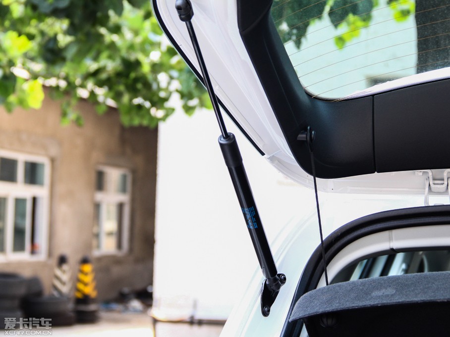 2015;^ 1.8TSI ԄӃm