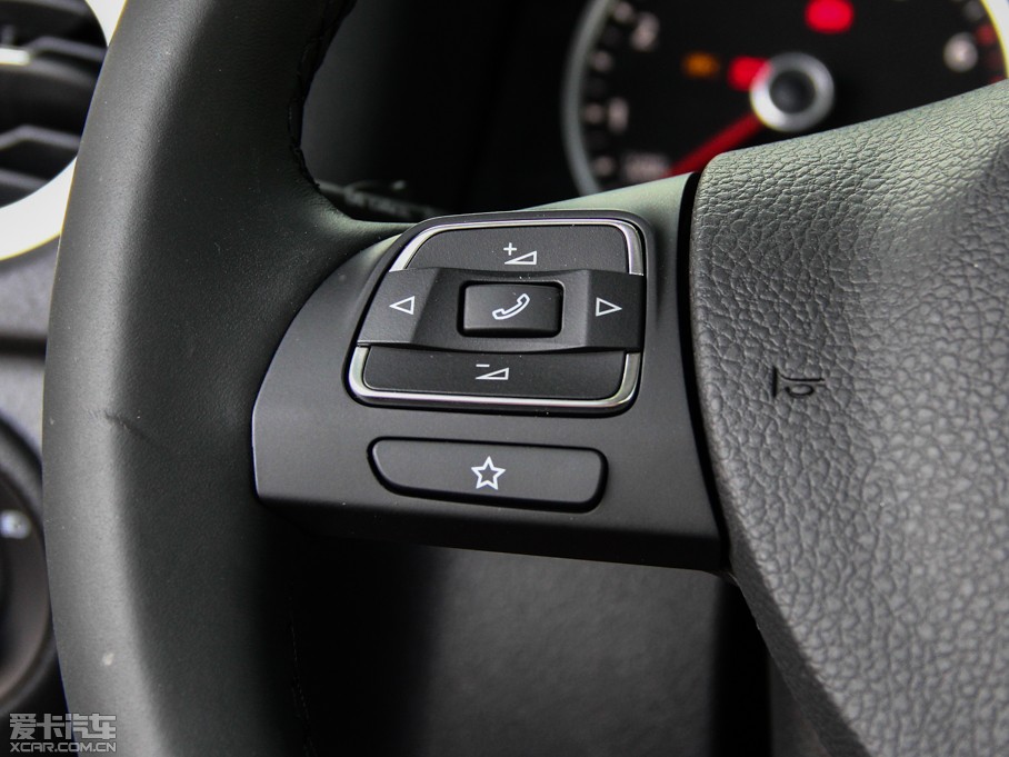 2015;^ 1.8TSI ԄӃm