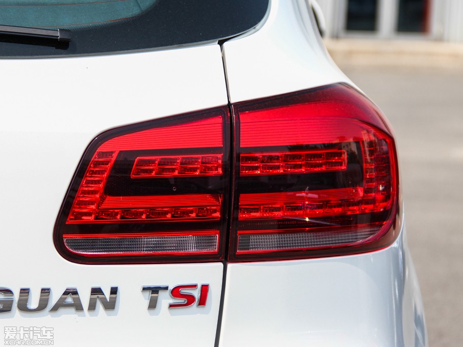 2015;^ 1.8TSI ԄӃm