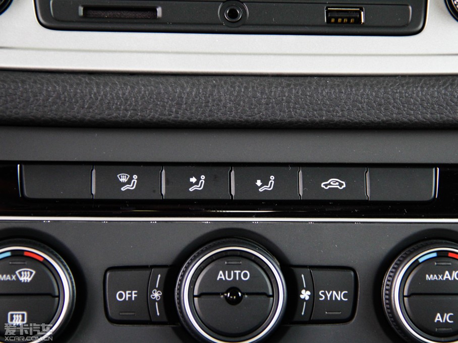 2015;^ 1.8TSI ԄӃm