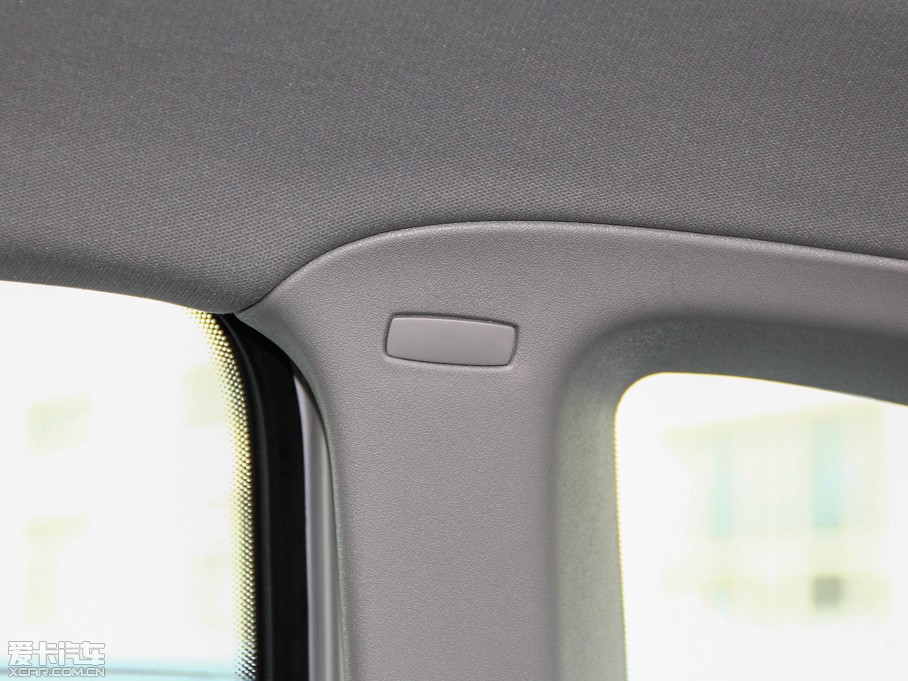 2015;^ 1.8TSI ԄӃm