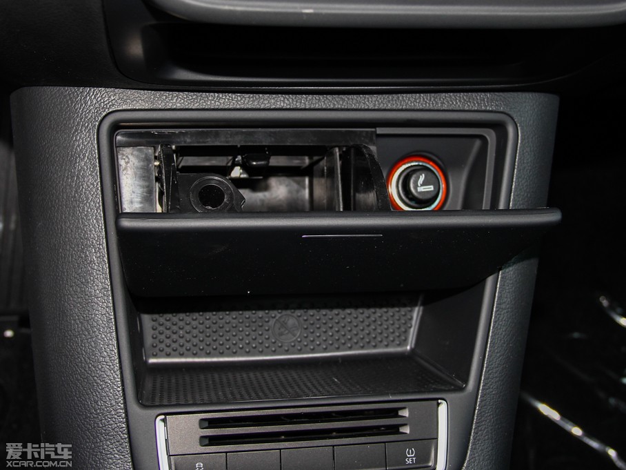 2015;^ 1.8TSI ԄӃm