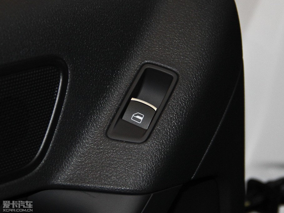 2015;^ 2.0TSI Ԅ(q)Ş