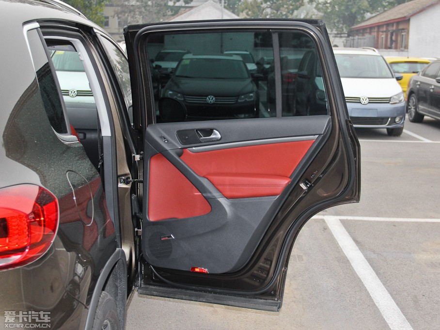 2015;^ 2.0TSI Ԅ(q)Ş