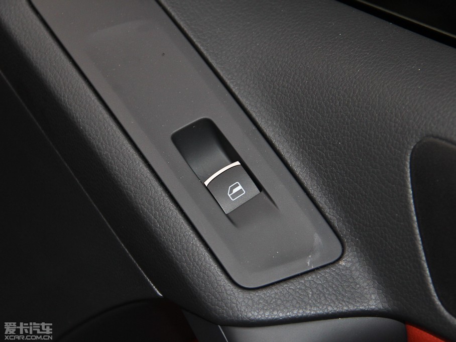 2015;^ 2.0TSI Ԅ(q)Ş