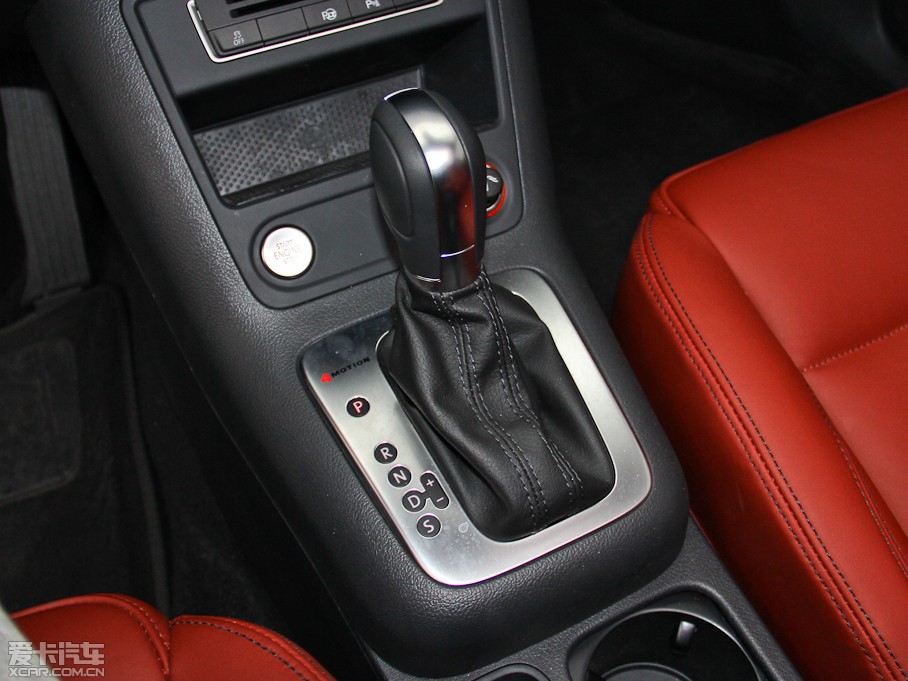 2015��;�^ 2.0TSI �Ԅ������Ş��