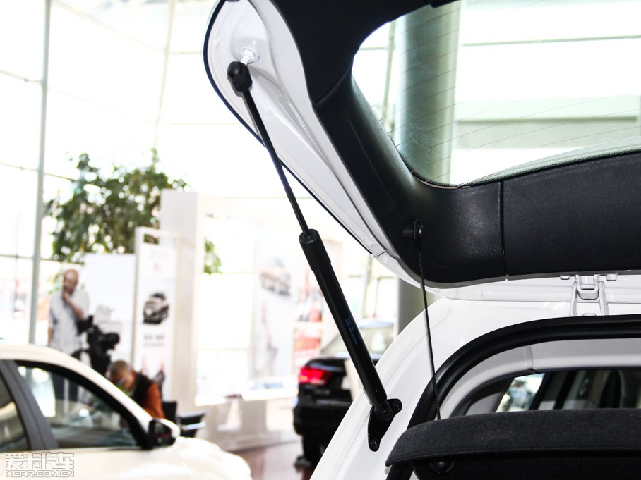 2015;^ 1.8TSI ԄӃ30o