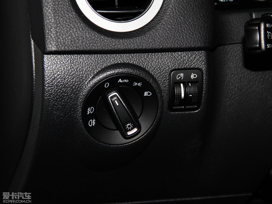 2015;^ 1.8TSI ԄӃ30o