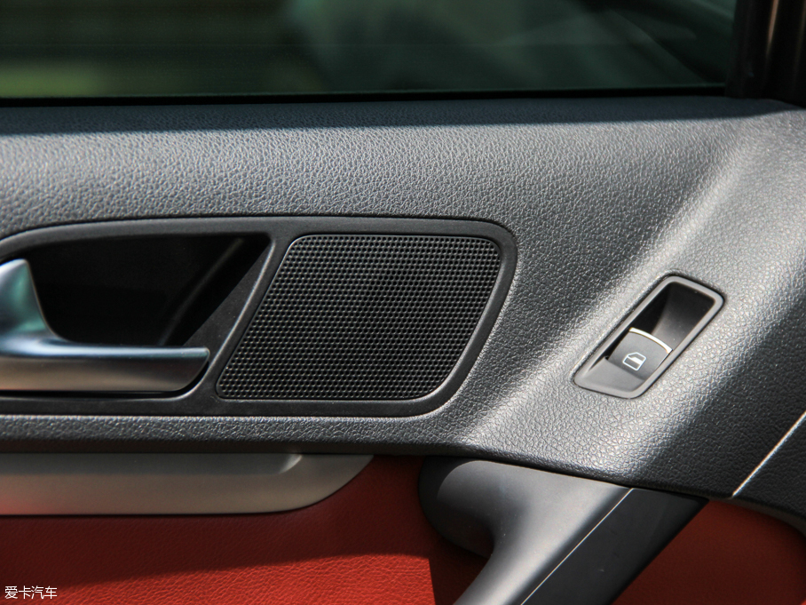 2015;^ 2.0TSI Ԅ(q)Ş