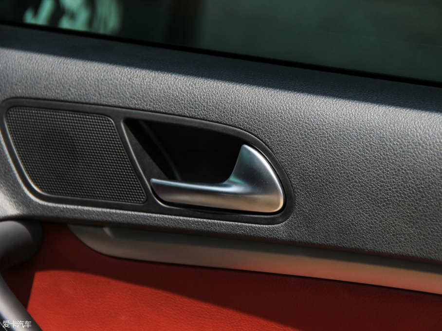 2015;^ 2.0TSI Ԅ(q)Ş