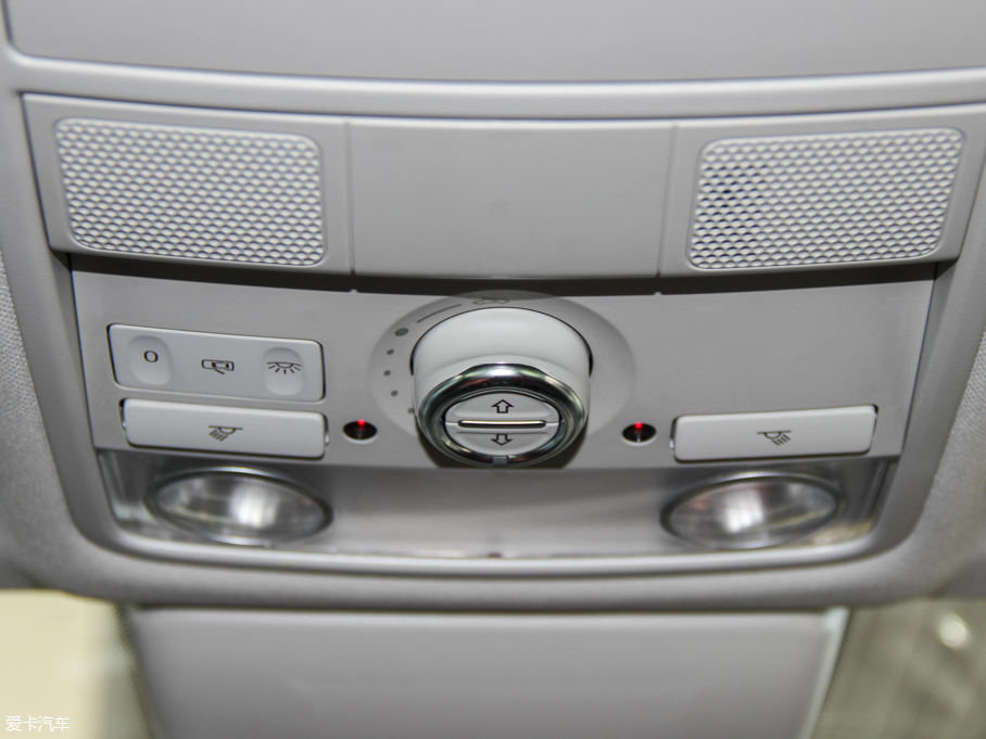 2015;^ 2.0TSI Ԅ(dng)(q)Ş