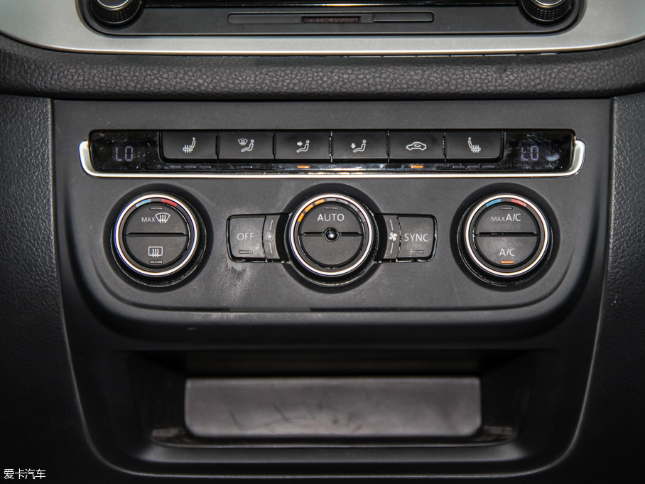 2015;^ 2.0TSI Ԅ(q)Ş