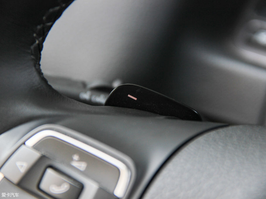 2015��;�^ 2.0TSI �Ԅ������Ş��