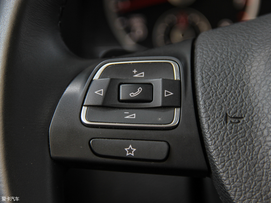 2015;^ 2.0TSI Ԅ(dng)(q)Ş