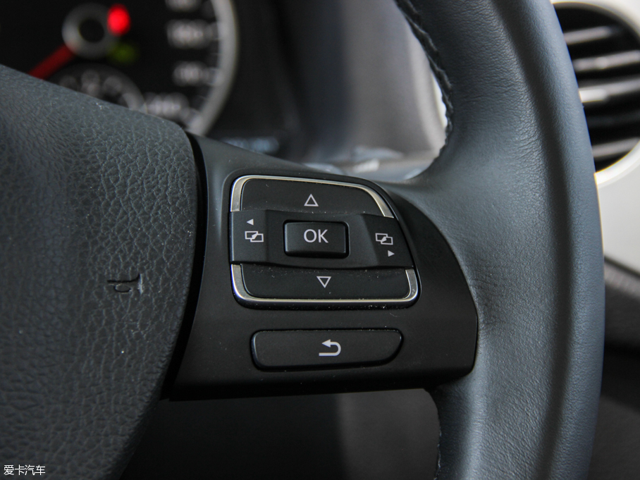 2015;^ 2.0TSI Ԅ(q)Ş