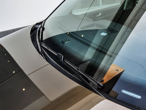 2015款2.0TSI 自动四驱豪华版 雨刷