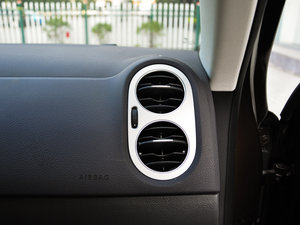 2015款2.0TSI 自动四驱豪华版 空间座椅