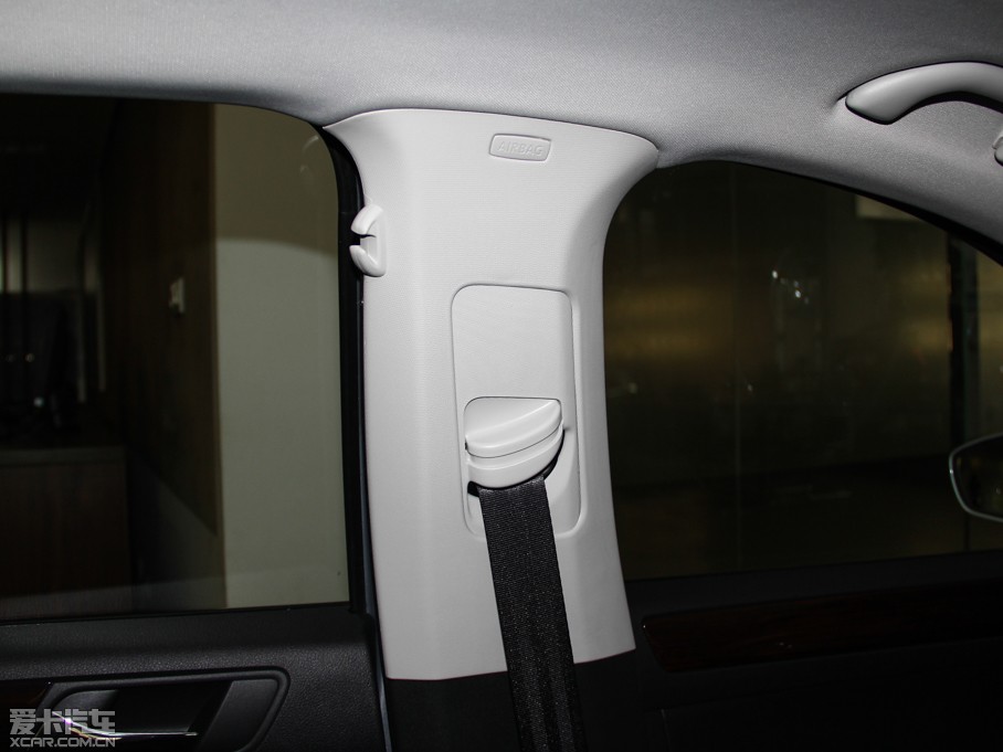 2015ɣ{ 1.6L Ԅ(dng)A