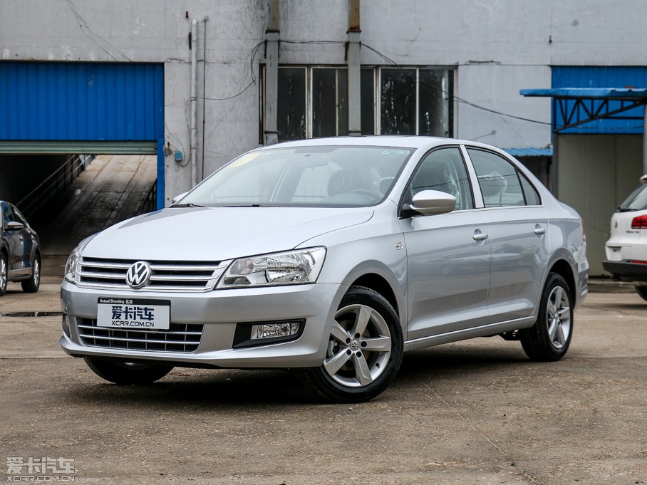 2015ɣ{ 1.6L Ԅ(dng)m