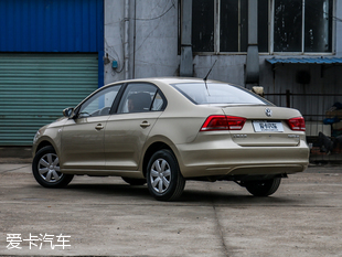 上汽大眾2015款桑塔納