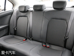 上汽大眾2015款桑塔納