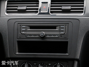 上汽大眾2015款桑塔納