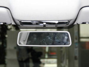 2015款1.6L 自动豪华版 车内后视镜