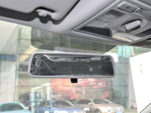 2015款1.6L 手动舒适版 车内后视镜
