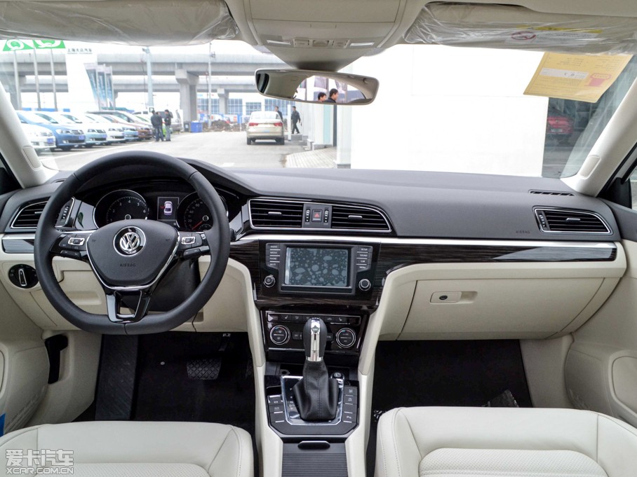 2015����� 330TSI DSG���m��