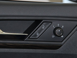 2015330TSI DSGA п؅^