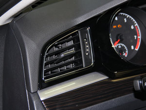 2015330TSI DSGA п؅^