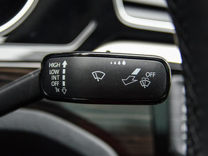 2015330TSI DSGA п؅^