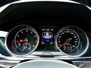 2015330TSI DSGA п؅^