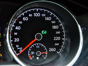 2015330TSI DSGA п؅^