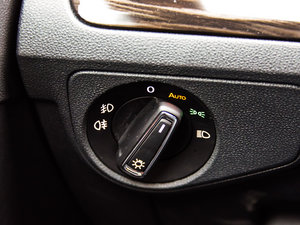 2015330TSI DSGA п؅^