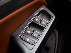 2015330TSI DSGA п؅^