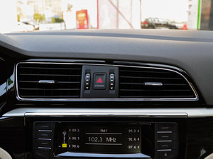2015款280TSI DSG舒适型 中控区